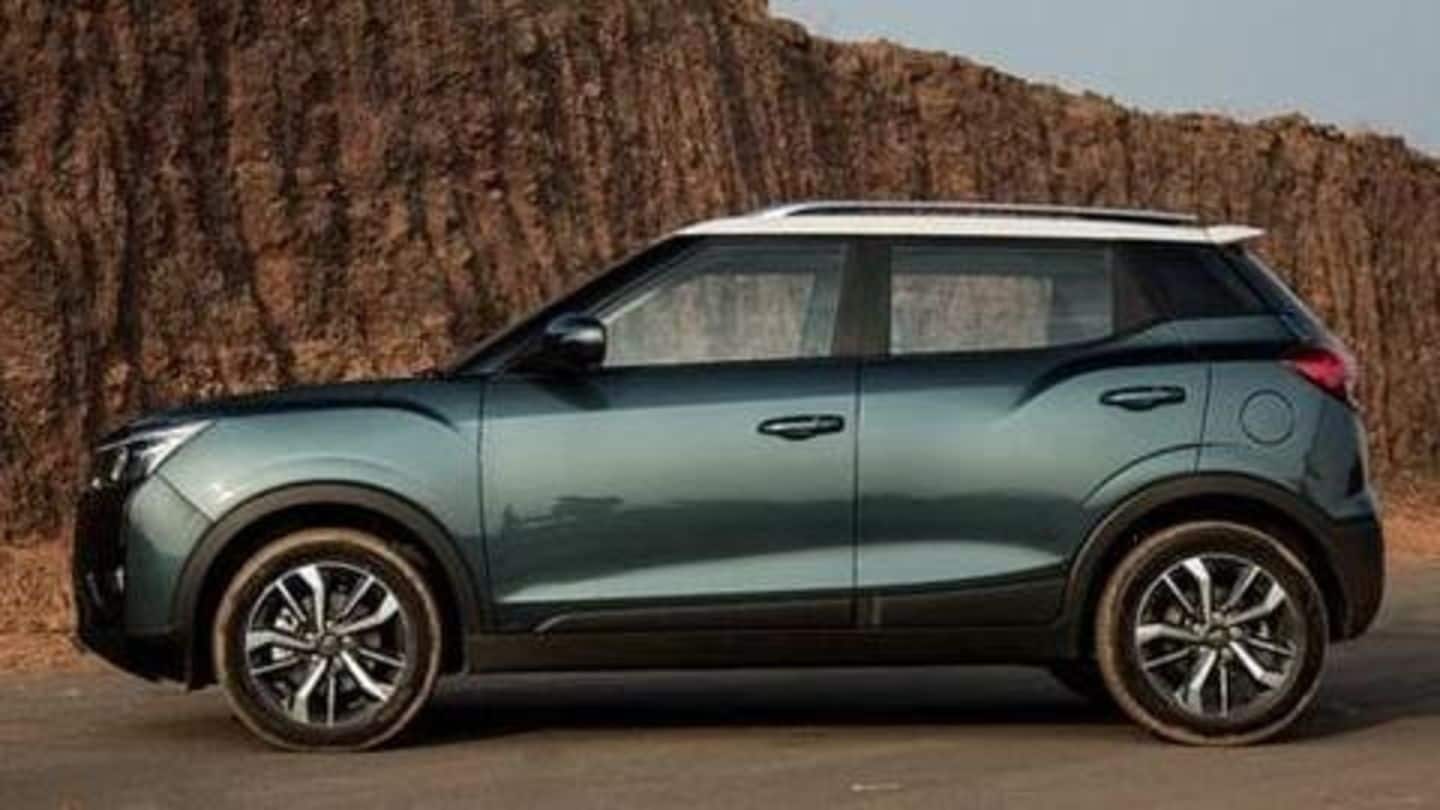 Mahindra XUV300 dieselmanual offers a mileage of 20km/liter ARAI