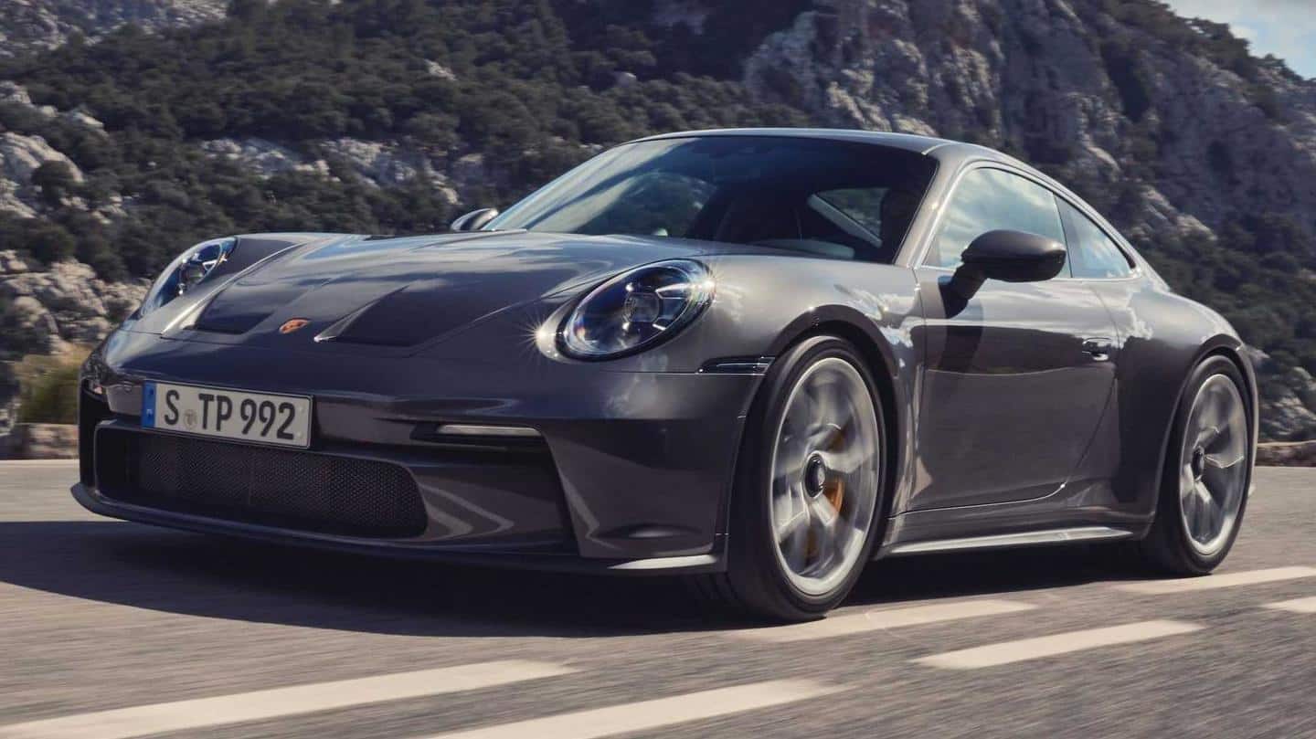 2022 Porsche 911 GT3 Touring, with 502hp engine, revealed