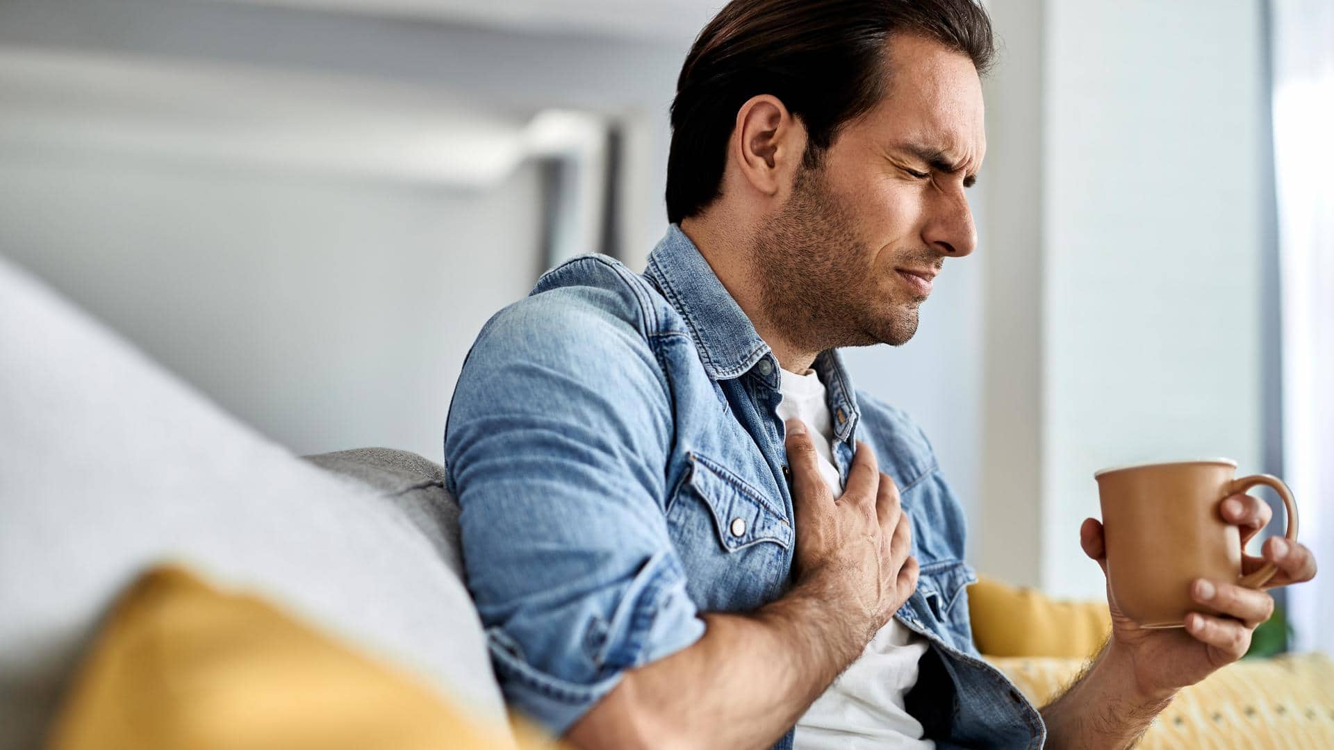 These home remedies for chest congestion are easy and effective