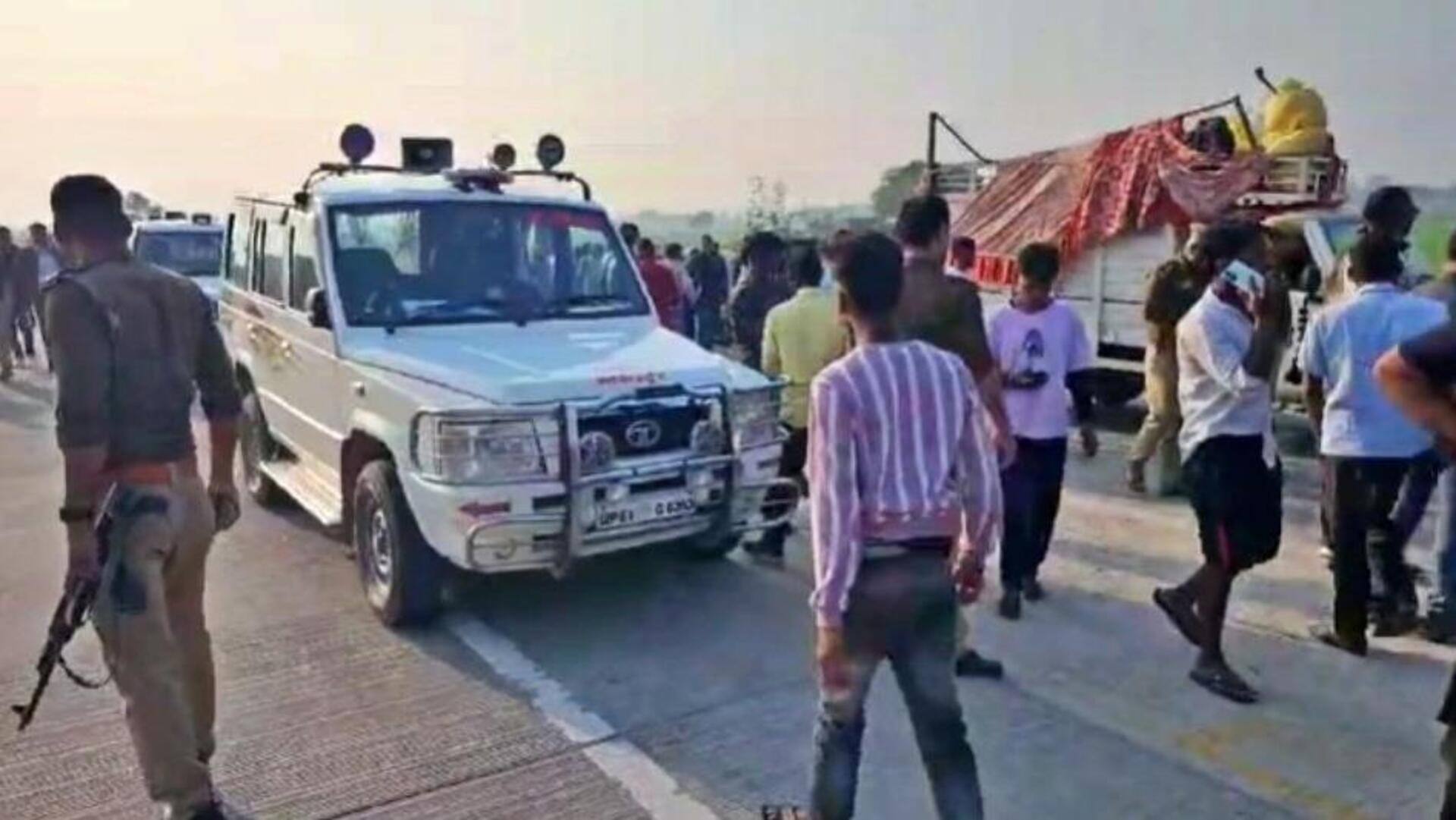 Truck rams into vehicle carrying Maha Kumbh returnees; 6 killed 