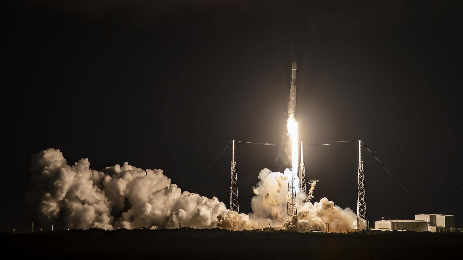 SpaceX launches 22 Starlink satellites, marking 50th mission this year