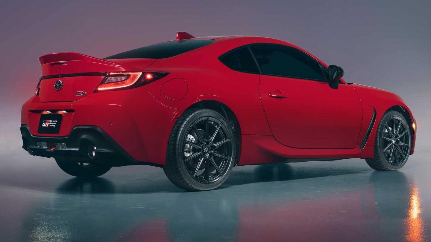 The car sports a gaping front bumper The car sports a gaping front bumper