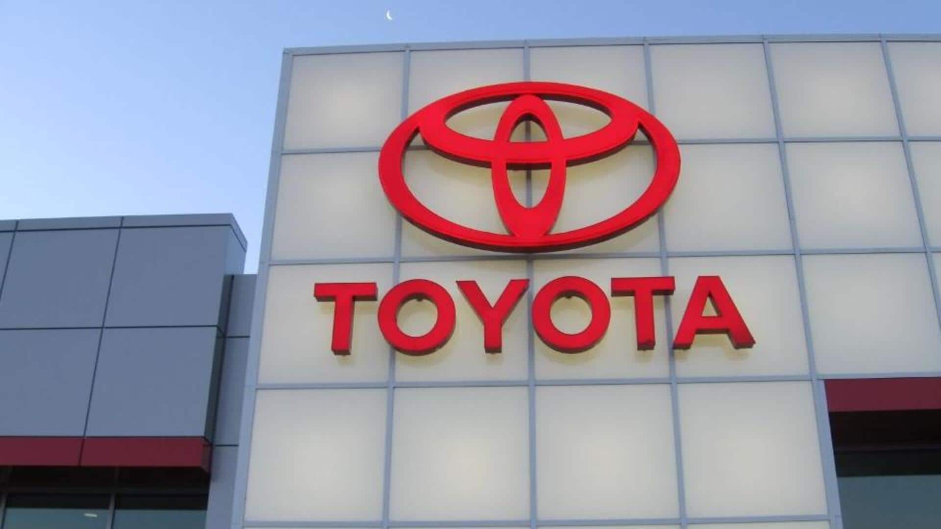 Toyota urges India to cut taxes on hybrid cars