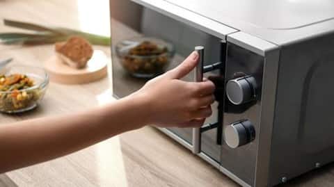 Debunking all myths about microwave ovens 