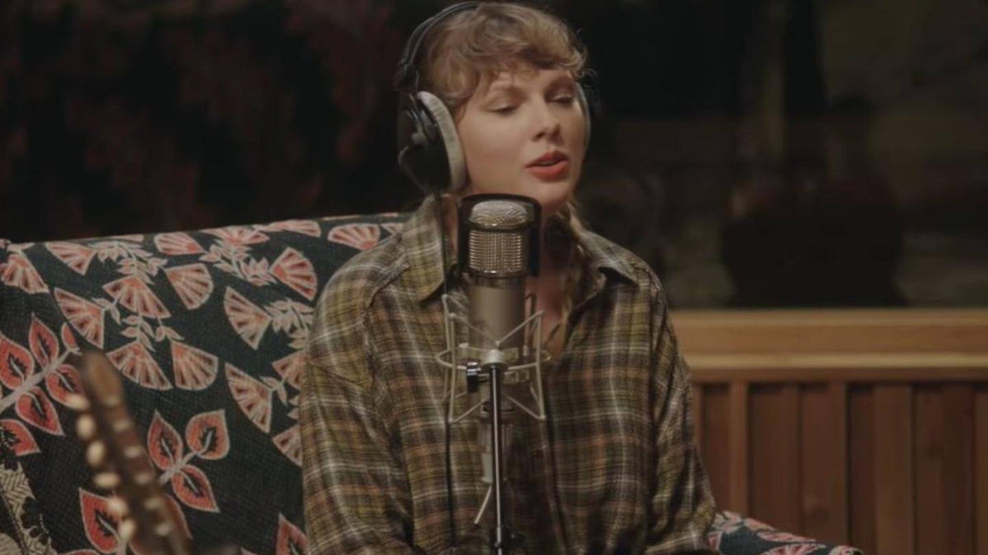 'Folklore' was an album made completely in isolation, Swift says 'Folklore' was an album made completely in isolation, Swift says