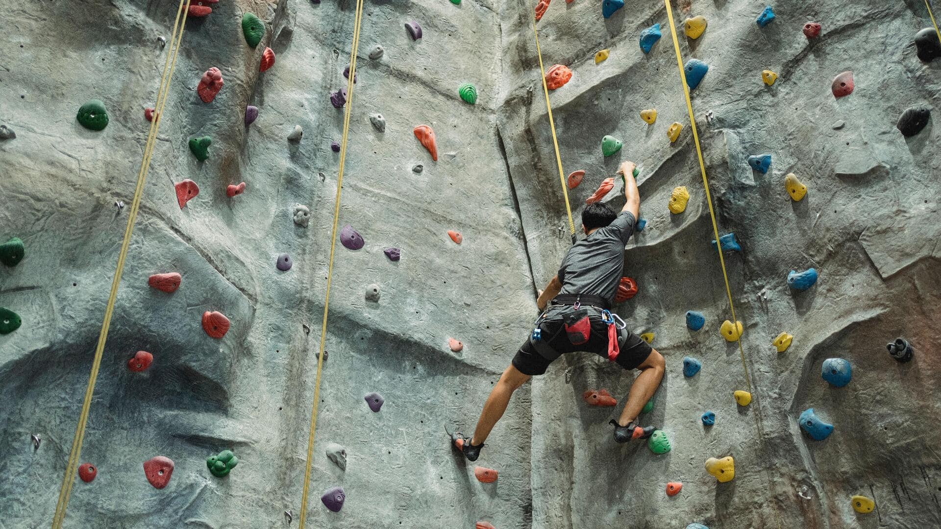 Daily wall climbing can do this to your health