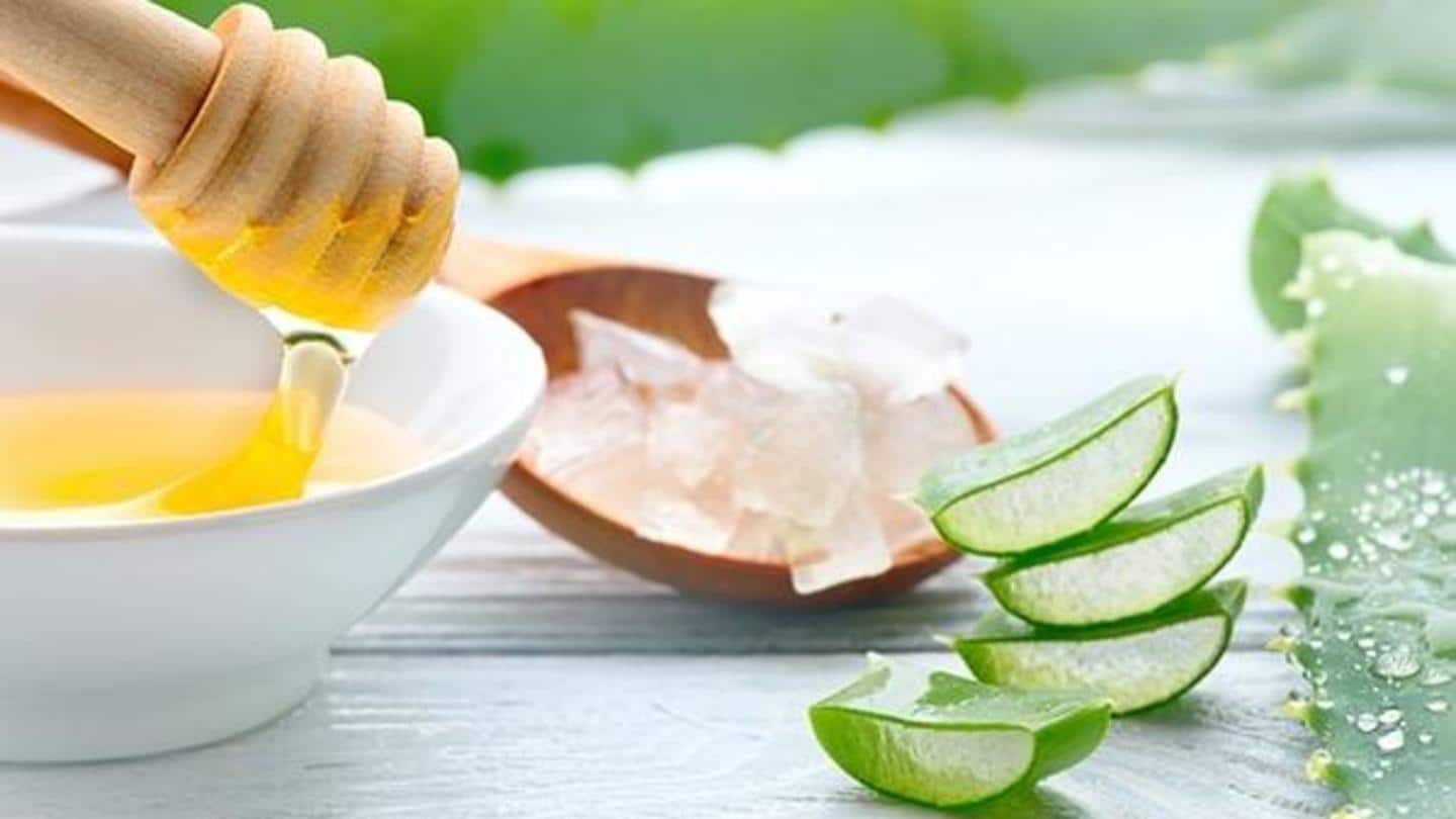 Aloe vera, honey, and banana hydrating mask for dry hair Aloe vera, honey, and banana hydrating mask for dry hair