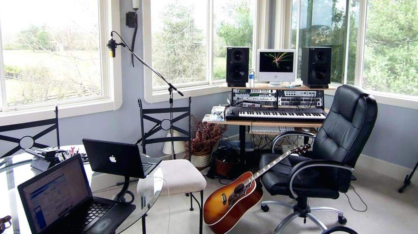 Aesthetic Bedroom Music Studio