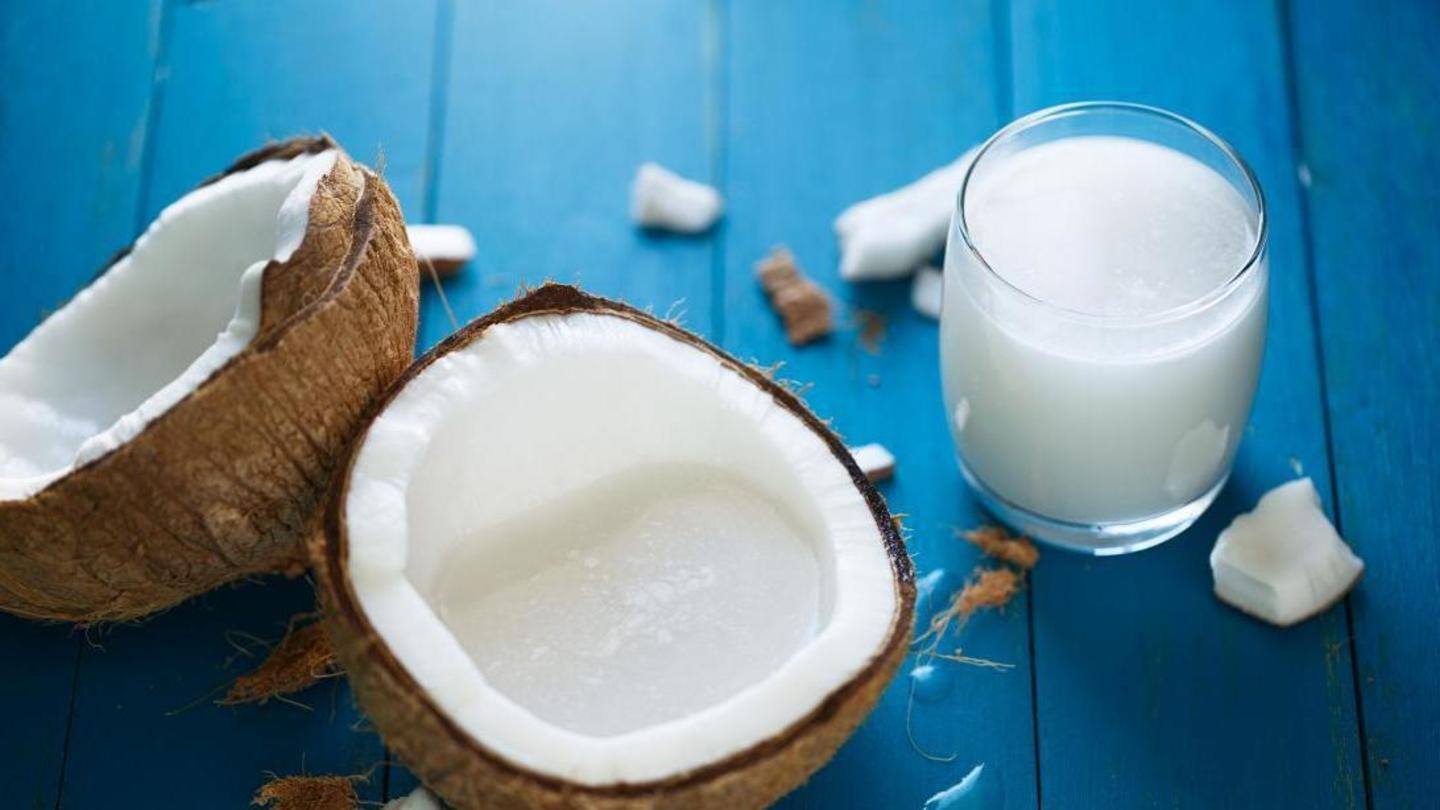 Coconut milk shampoo for luscious texture Coconut milk shampoo for luscious texture
