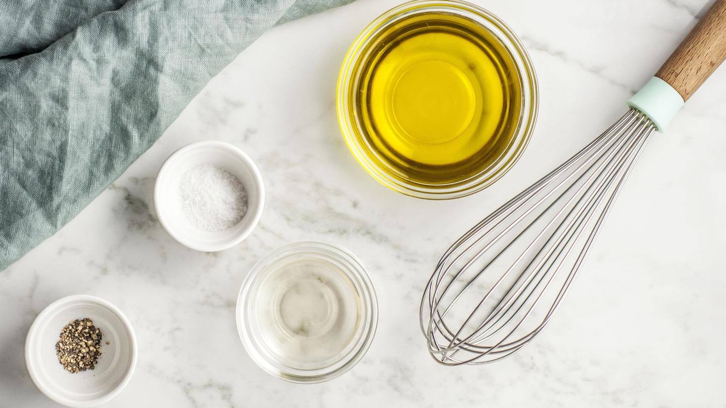 A vinaigrette with olive oil blends well without being overpowering A vinaigrette with olive oil blends well without being overpowering