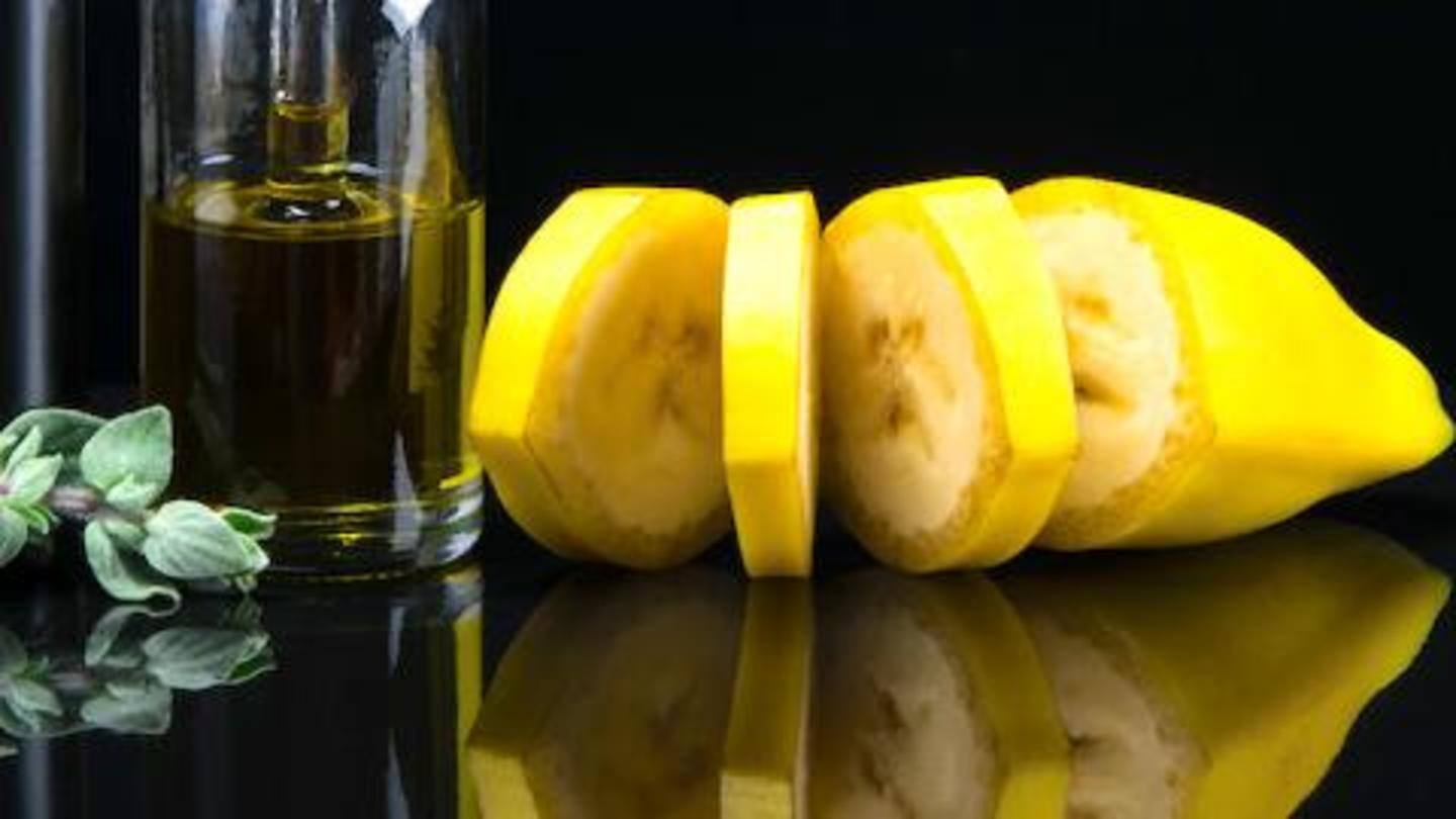 Banana + olive oil: A rich, hydrating hair mask Banana + olive oil: A rich, hydrating hair mask