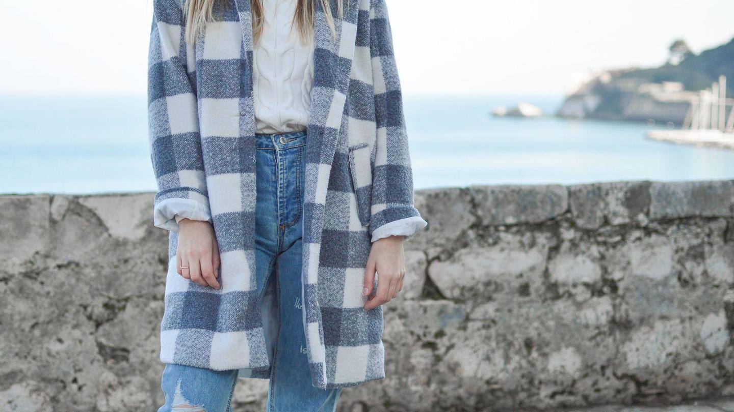 Plaid jackets are the quintessential winter style Plaid jackets are the quintessential winter style