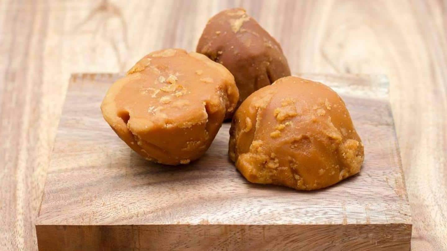 #HealthBytes: Here's why you should be consuming jaggery regularly