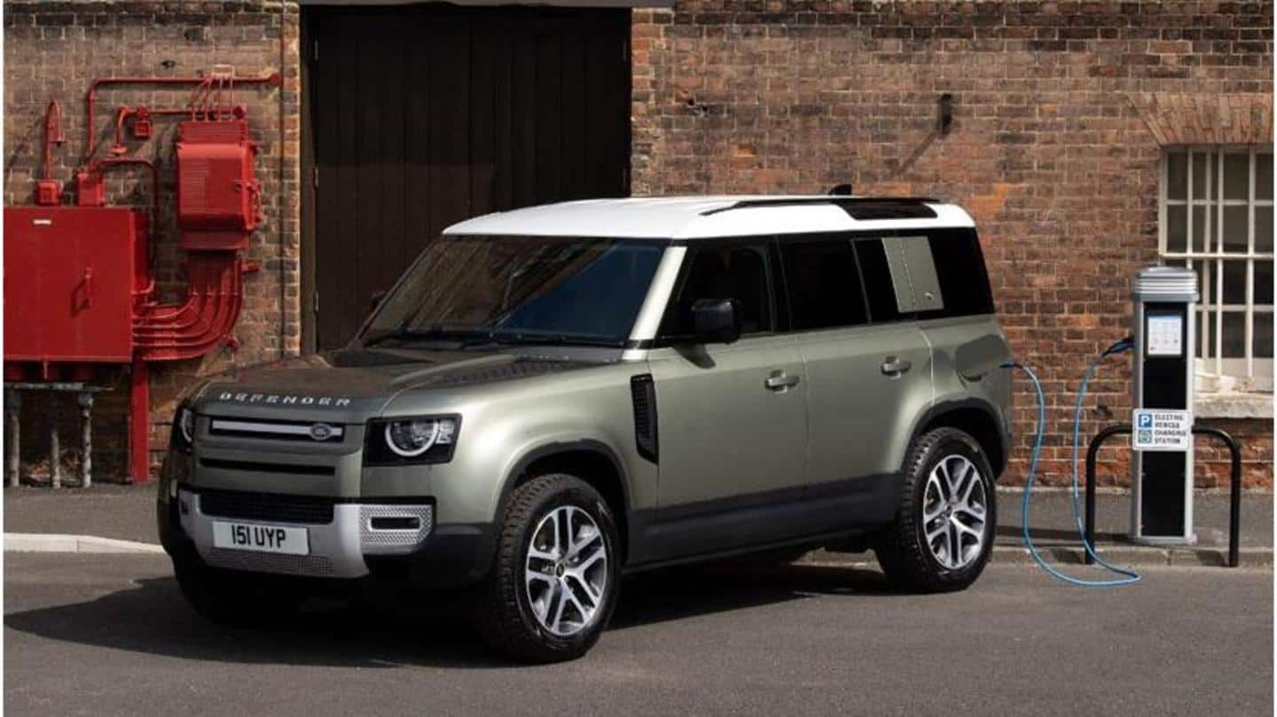 Land Rover Defender 130, with a 3-row cabin, confirmed