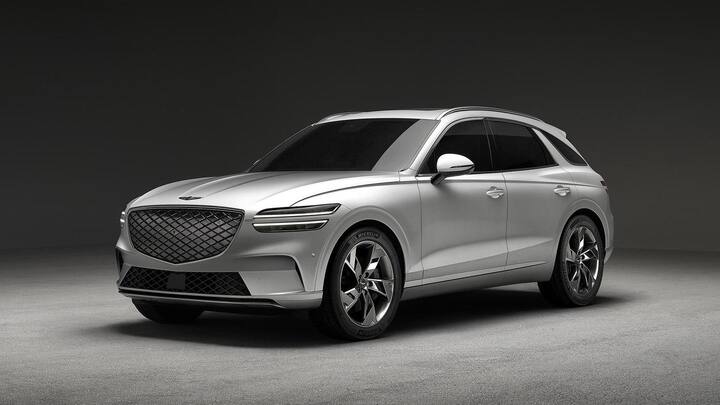 Genesis unveils Electrified GV70 with over 500km of range