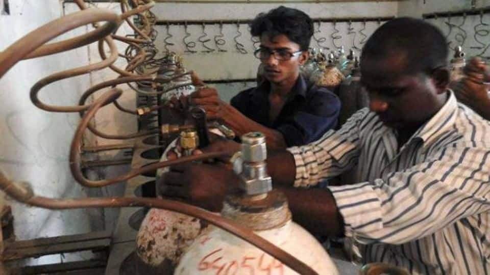Police raise doubts on committee members who executed oxygen-supply contract Police raise doubts on committee members who executed oxygen-supply contract