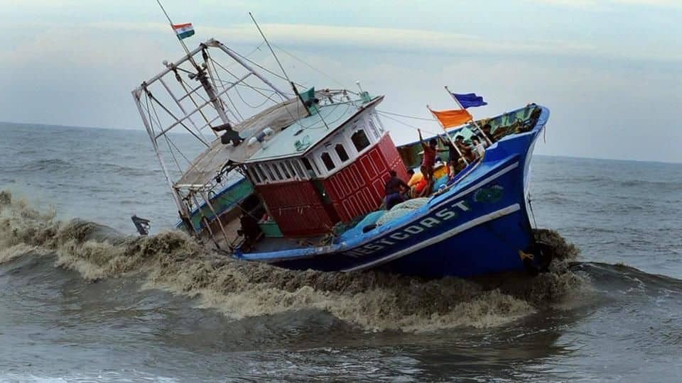 Cyclone Ockhi: 200 trapped fishermen rescued; many yet to return