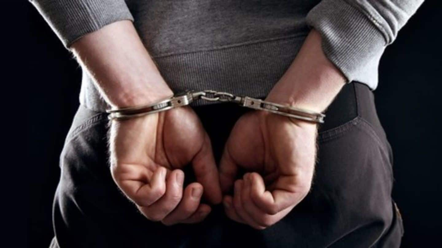 Fake I-T officers arrested for trying to steal Rs. 20L