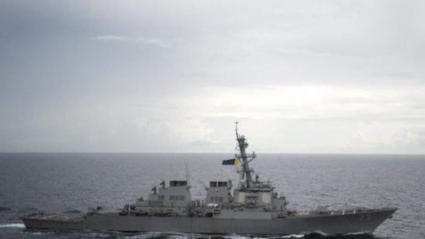 Chinese destroyer comes extremely close to US warship in SCS