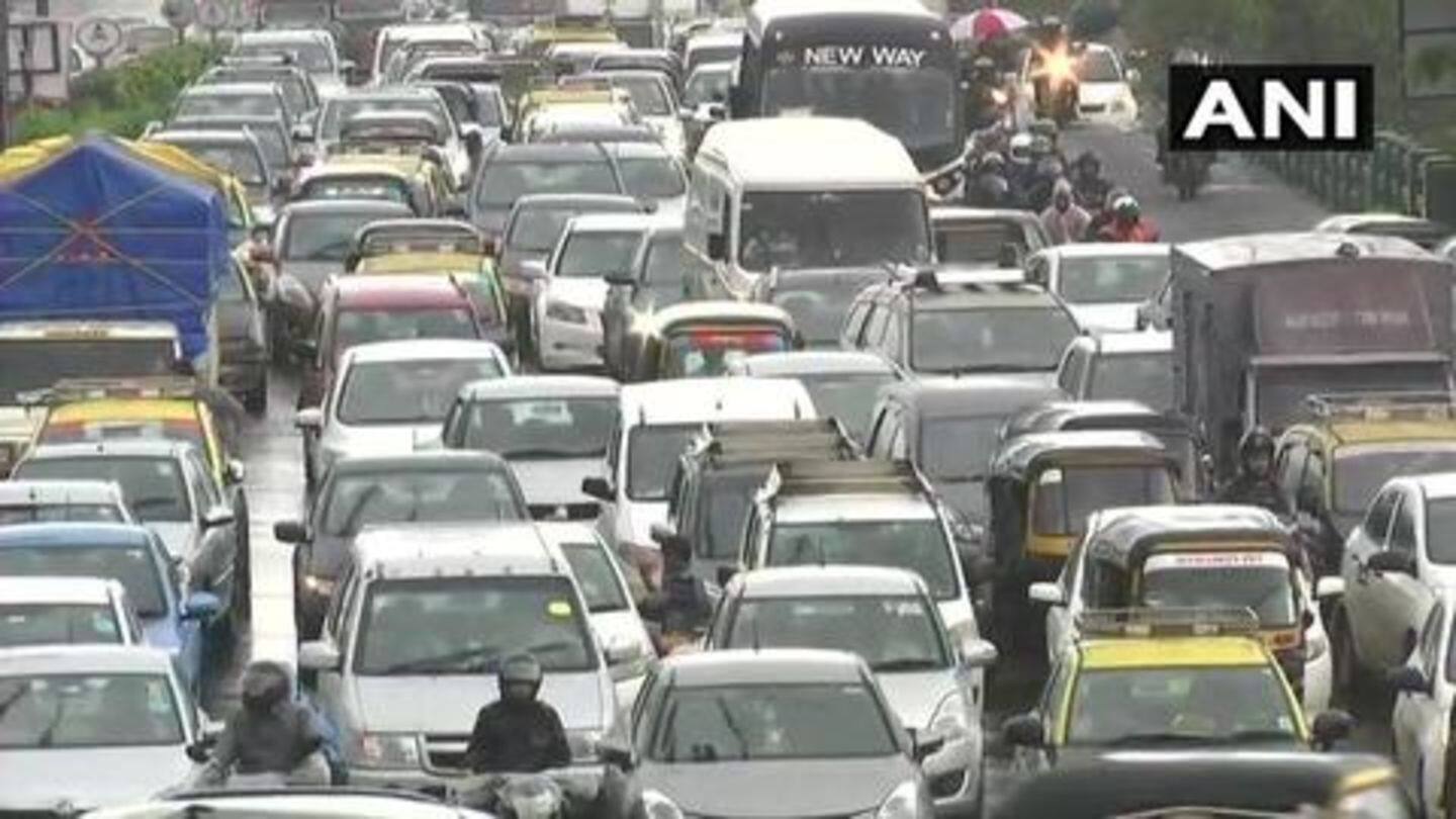Heavy rain, potholes, ongoing Metro construction cause long traffic jams Heavy rain, potholes, ongoing Metro construction cause long traffic jams