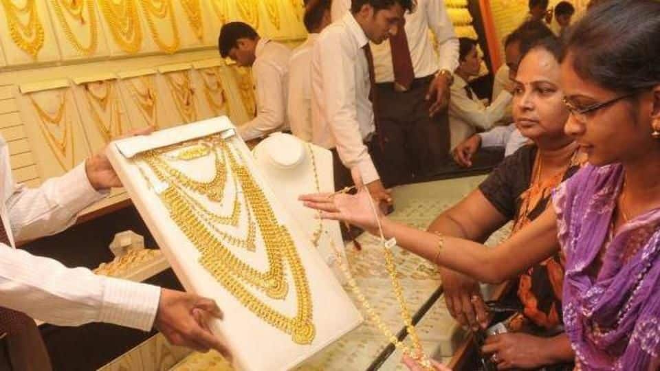 How much tax do you pay when you buy/sell gold? How much tax do you pay when you buy/sell gold?