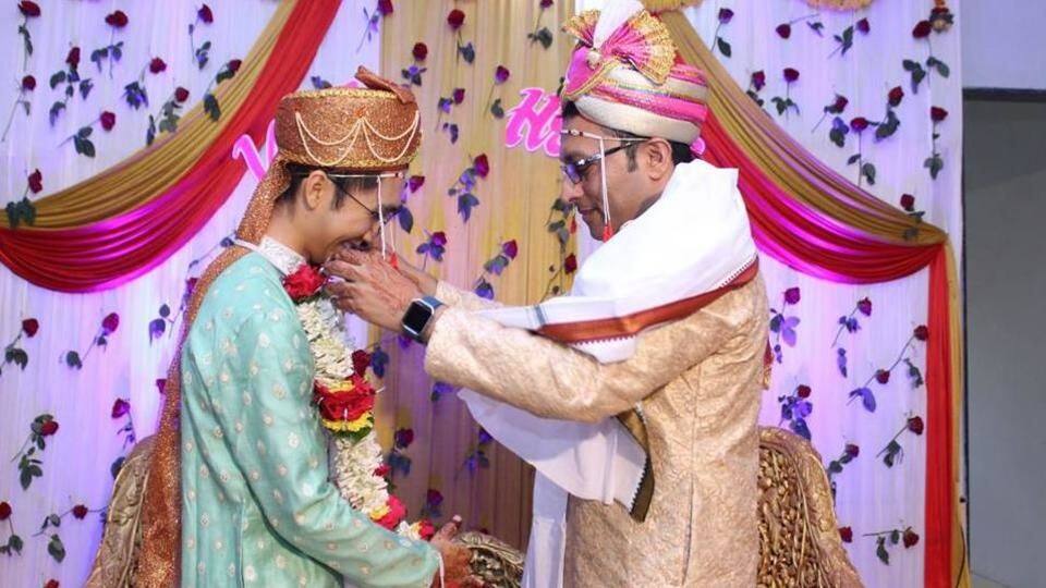Gay marriage: IIT-Bombay engineer marries boyfriend in traditional Maharashtrian ceremony