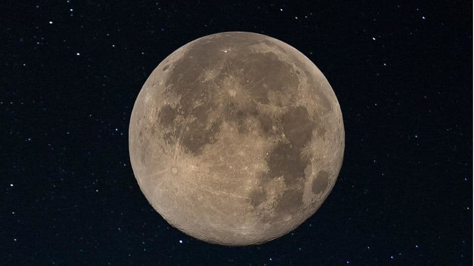 Look up at the sky! Supermoon shines big and bright