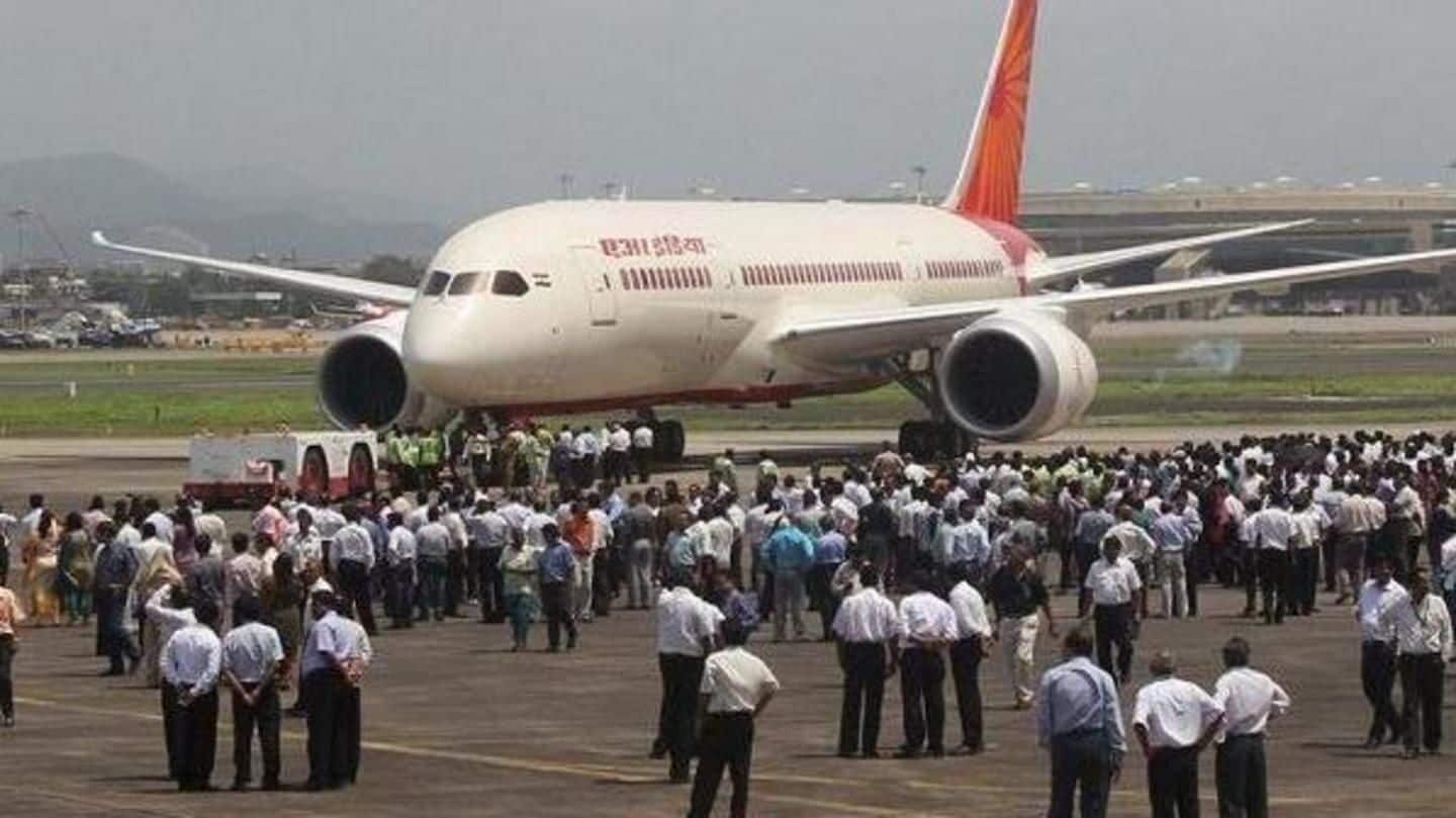 Willing to fly planes to Kerala voluntarily, without payment: Pilots