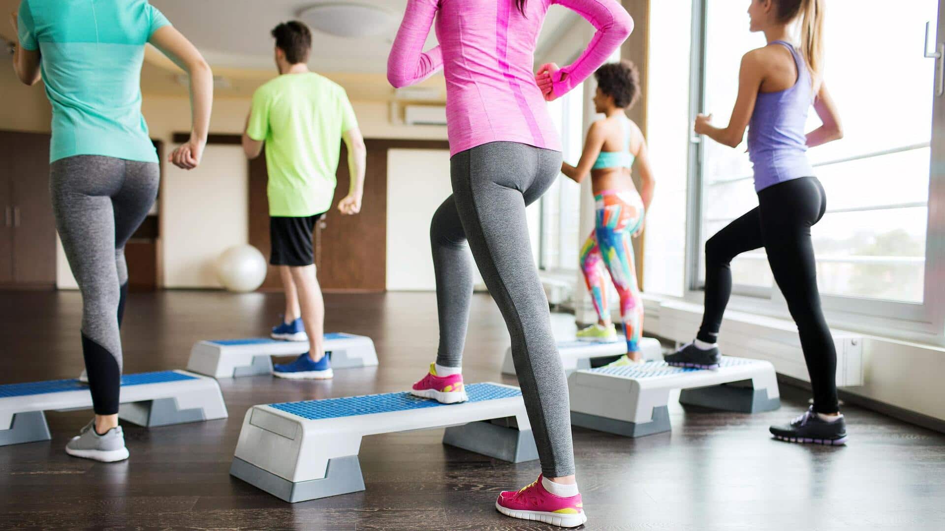 Step aerobics or resistance tubing: Which builds leg power better?