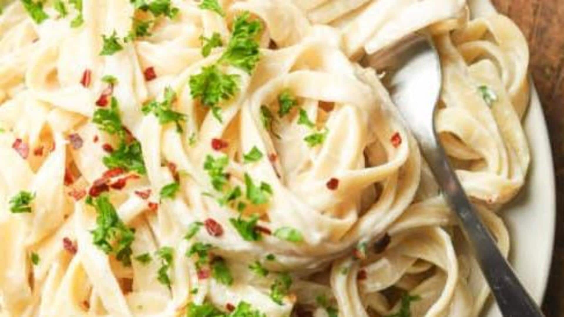 Refer to this Italian vegan fettuccine Alfredo cooking guide