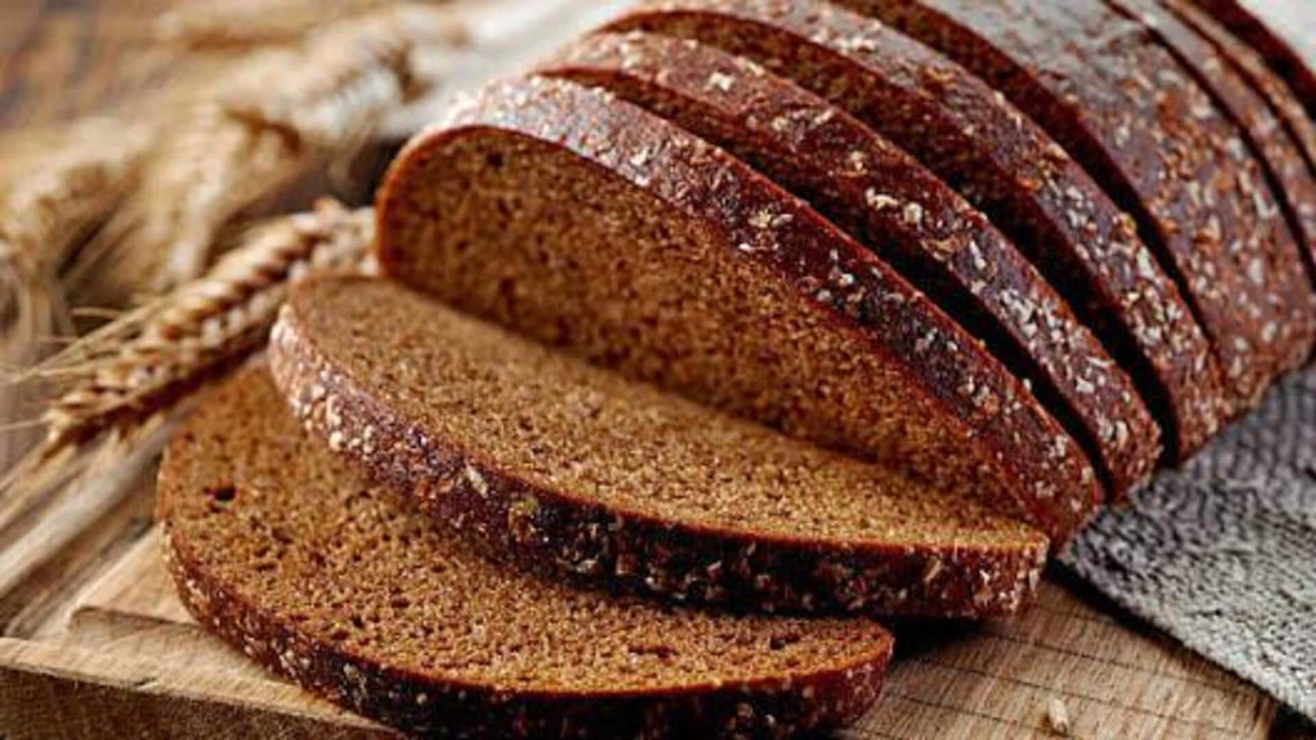 Rye bread v/s whole wheat bread: Which is healthier?