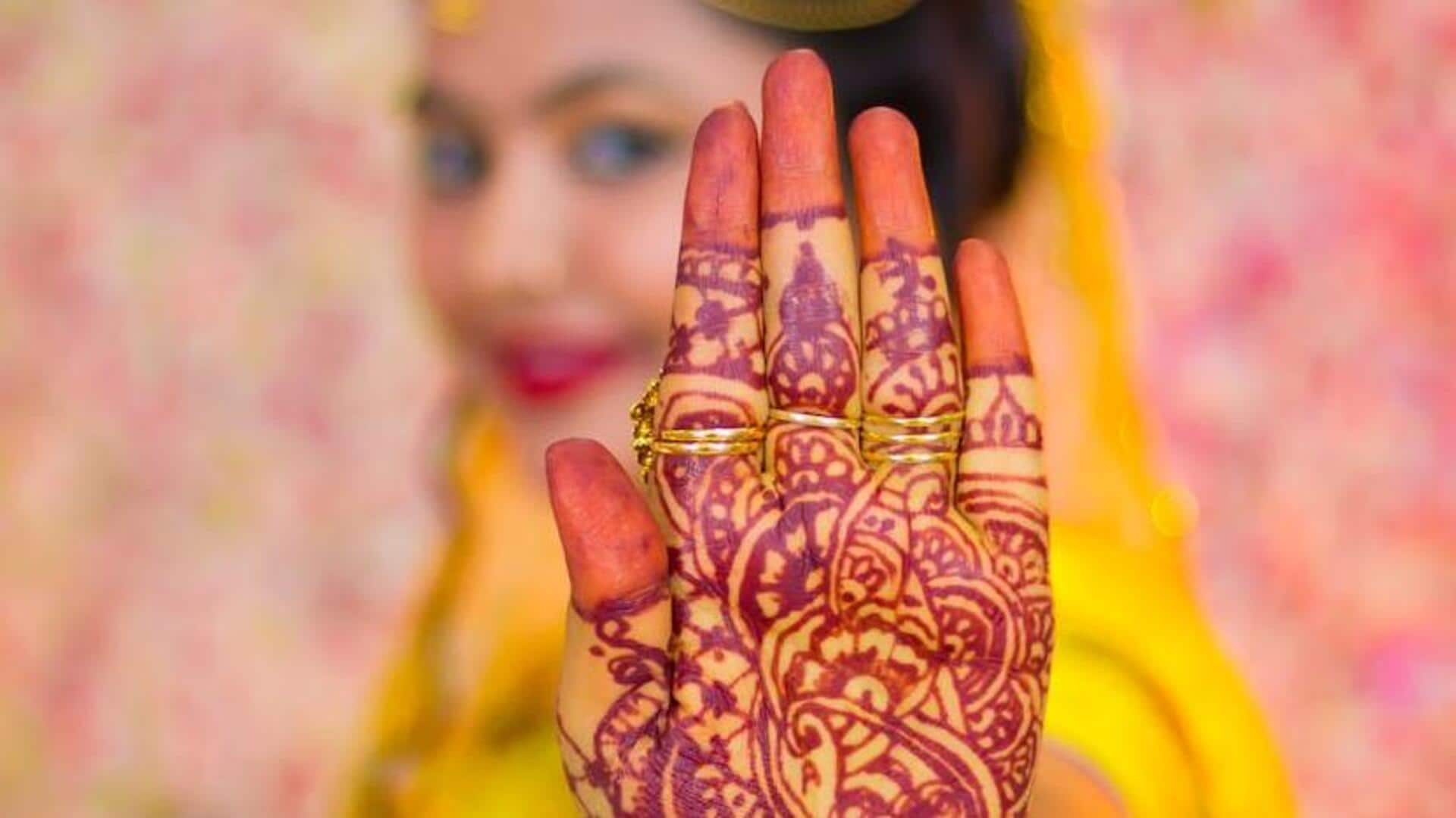 Decoding mehndi ceremony fashion: Colorful inspirations