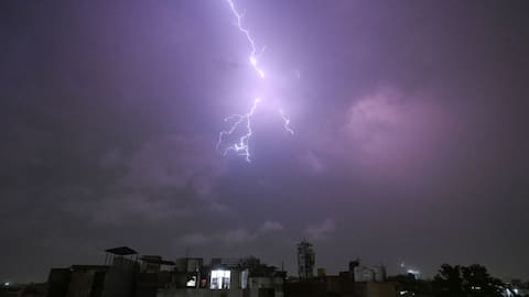 IMD forecasts milder May for India with thunderstorms bringing relief