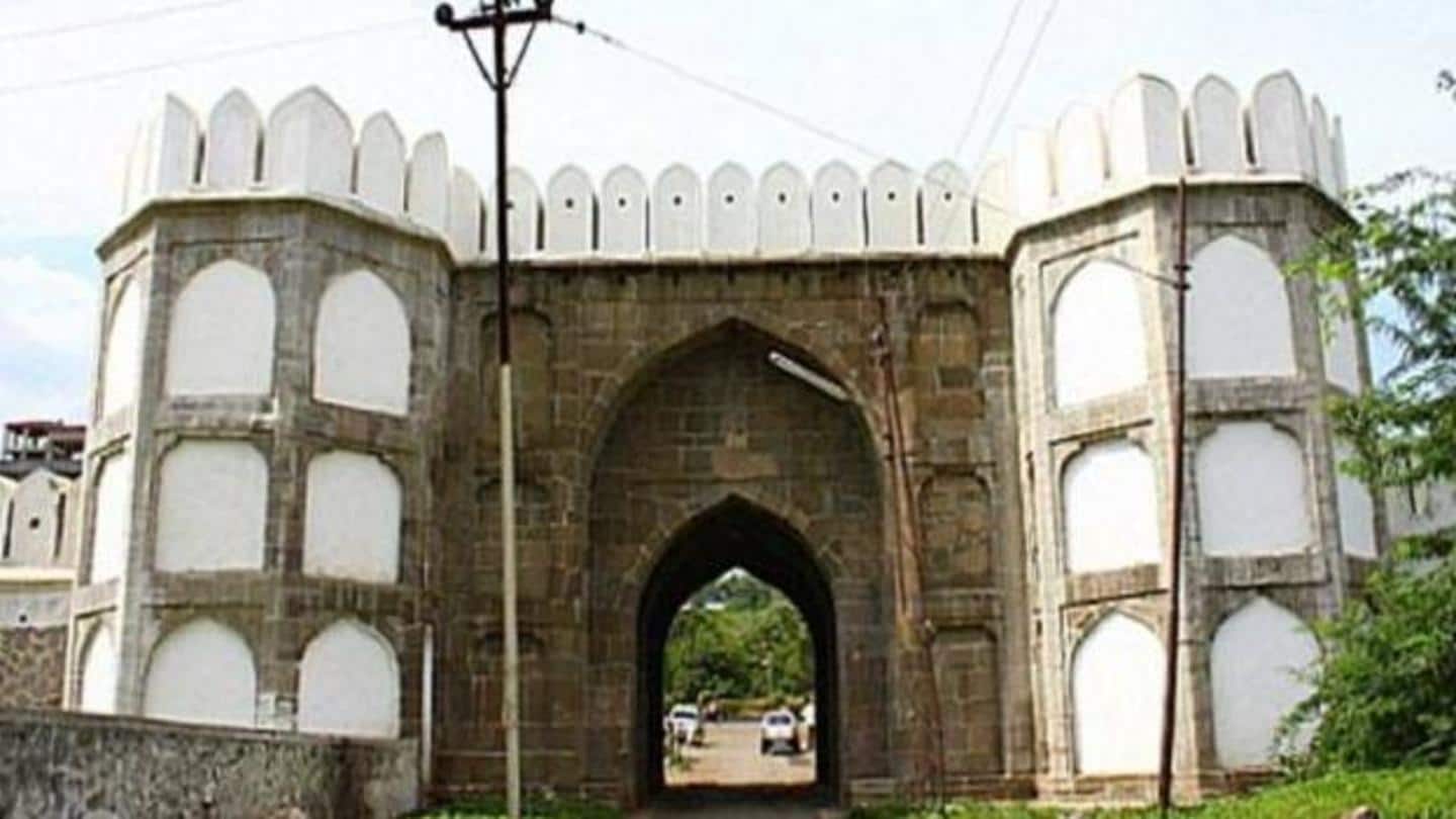 Restore Aurangzeb-built fort Qila-e-Ark, make it tourist hub: Experts