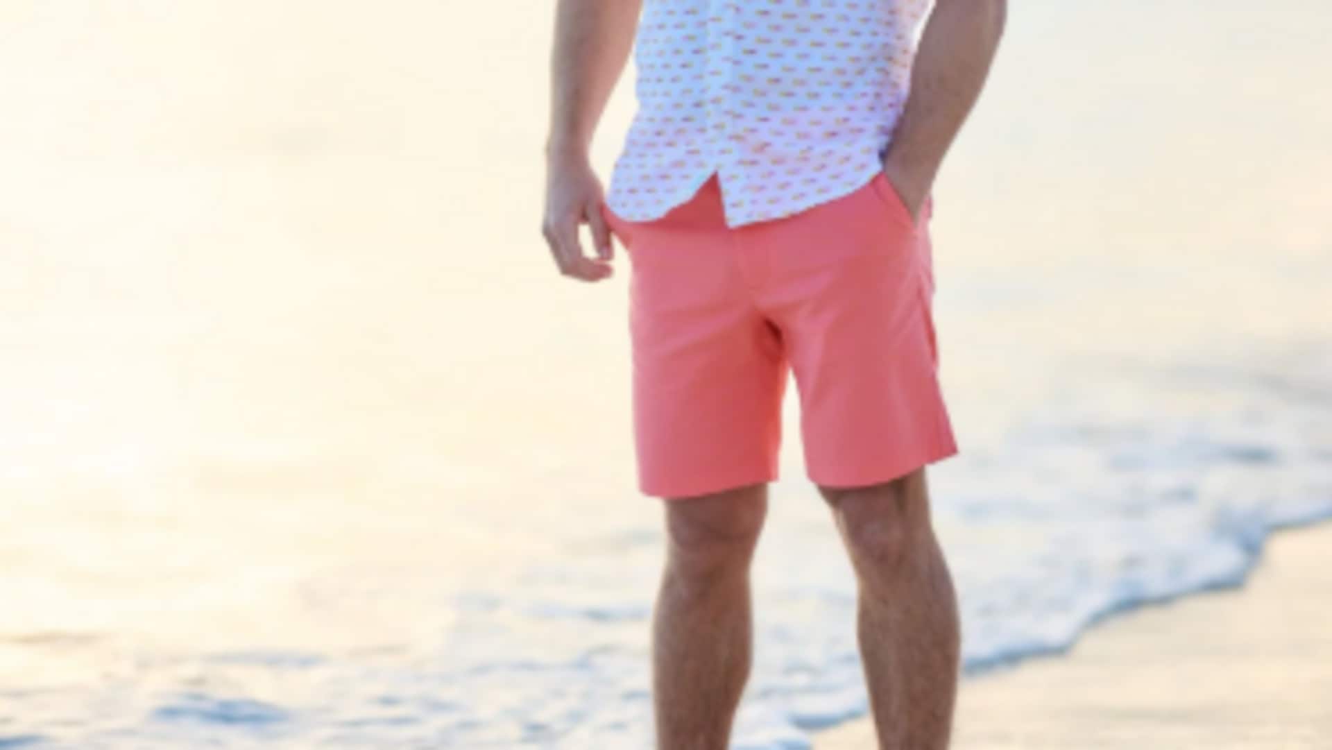 Love Bermuda shorts? Try these looks Love Bermuda shorts? Try these looks