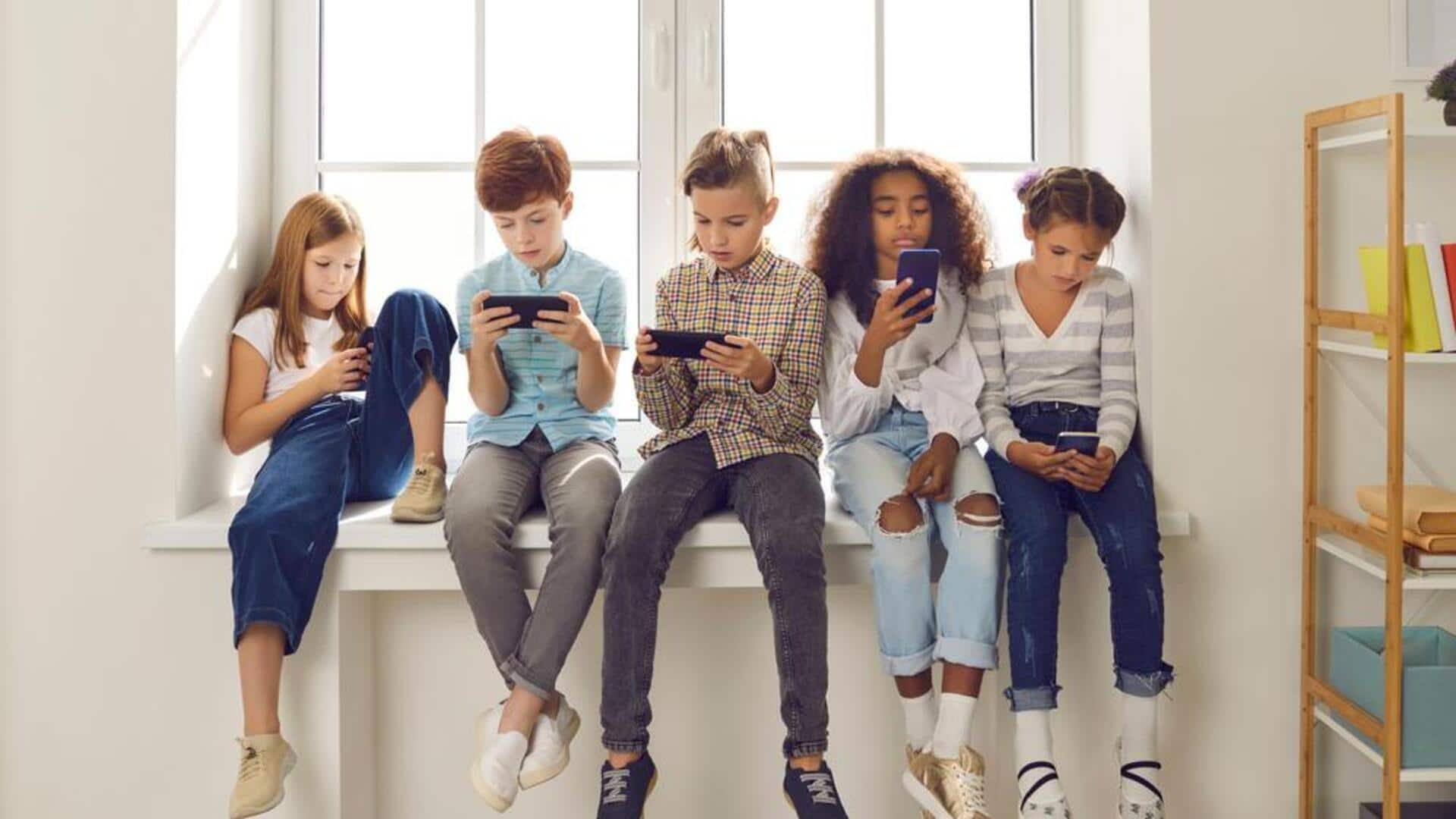 French MPs approve bill banning social media for under-15s