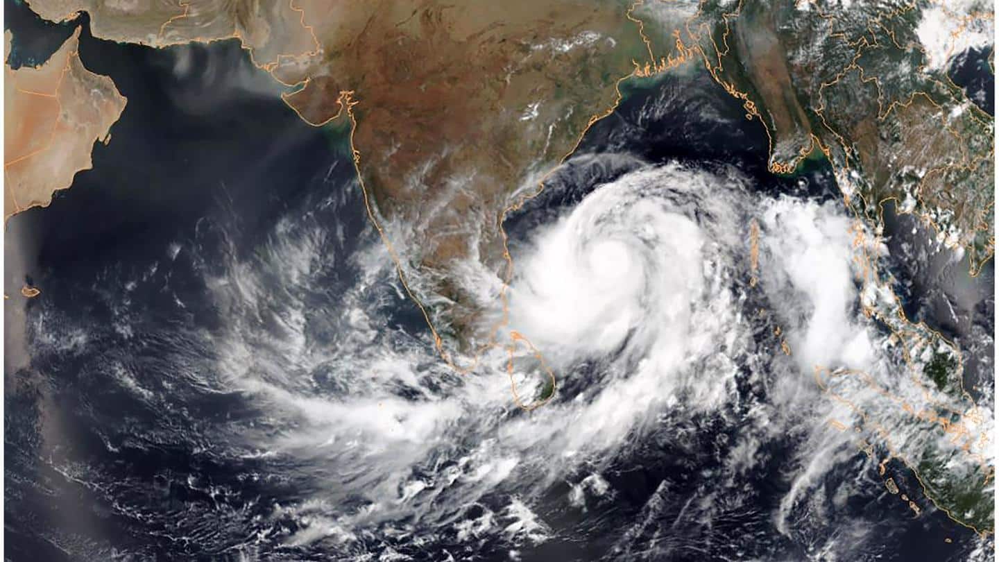 Scientists devise novel method for early detection of tropical cyclones