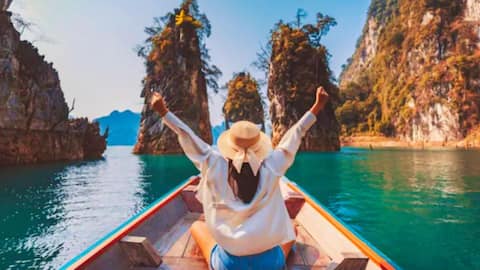 Festive travel bookings in India surge despite rising airfares