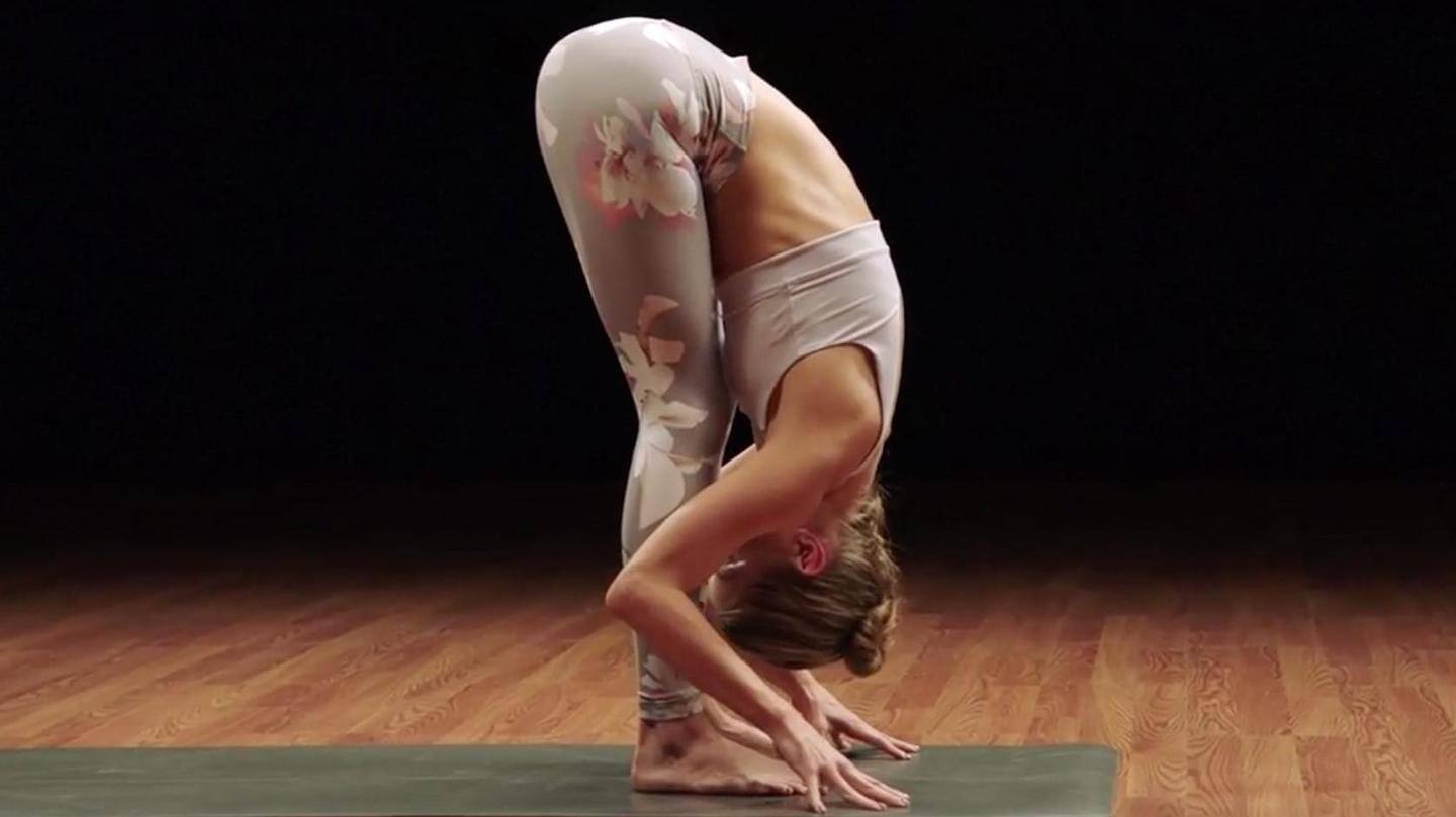 Uttanasana fights inflammation and leaves you with healthy skin Uttanasana fights inflammation and leaves you with healthy skin