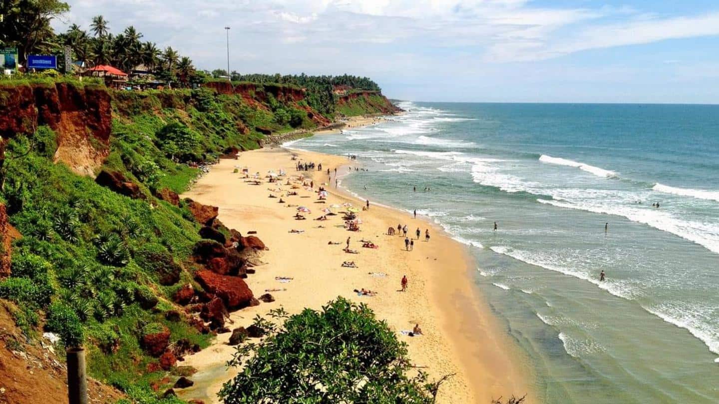 Witness the splendor of the Arabian Sea at Kerala's beaches Witness the splendor of the Arabian Sea at Kerala's beaches