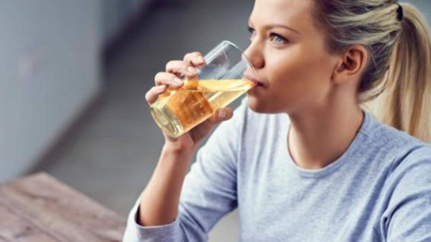 Drinking diluted ACV helps in lowering blood sugar levels Drinking diluted ACV helps in lowering blood sugar levels