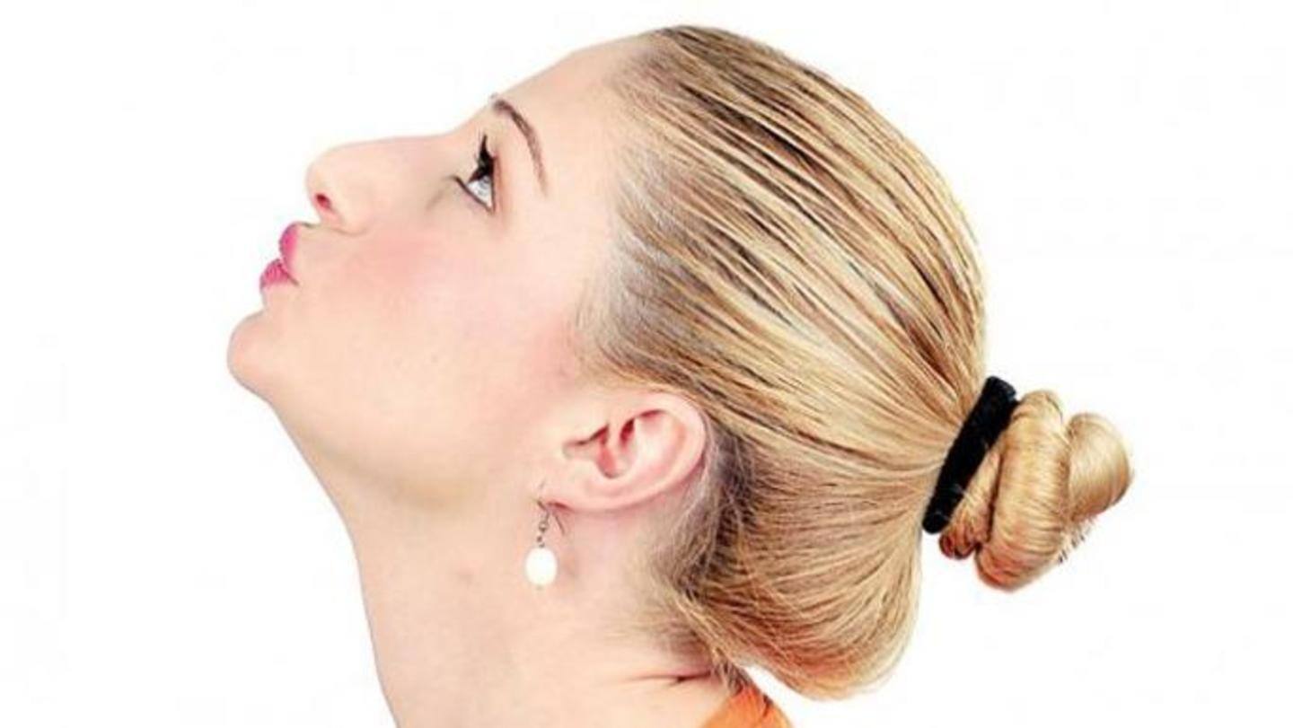 Air kiss exercise for a toned jawline, lean neck Air kiss exercise for a toned jawline, lean neck