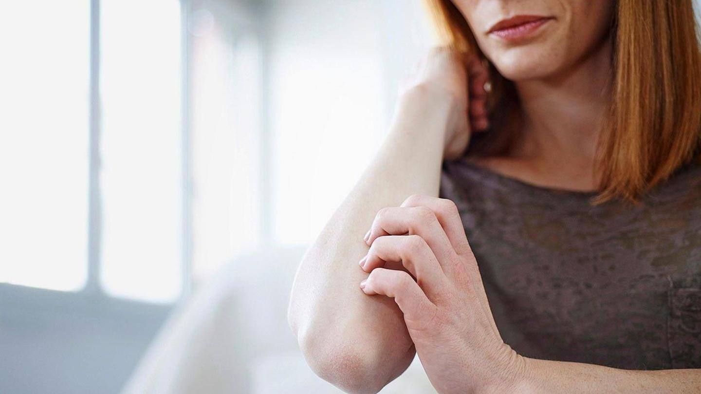 Apply the oil directly on patches, get relief from psoriasis Apply the oil directly on patches, get relief from psoriasis