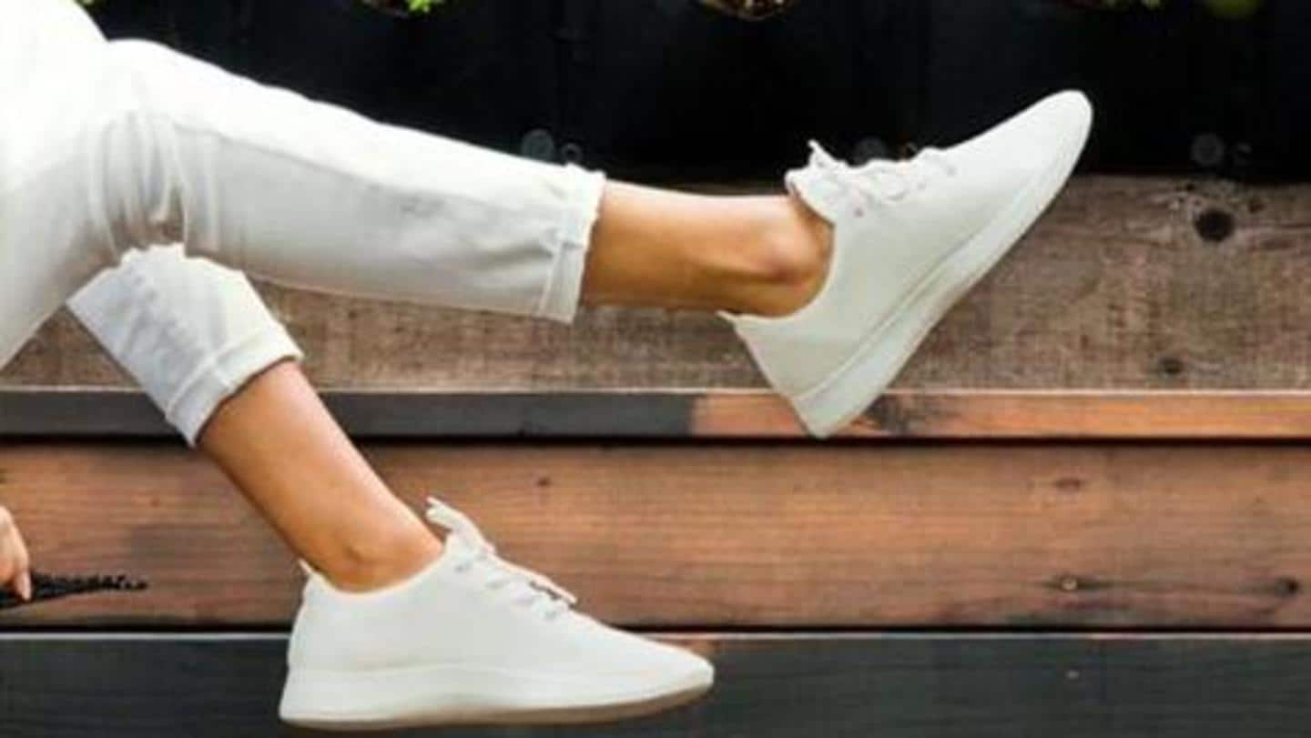 Few trendy ways to style your white sneakers