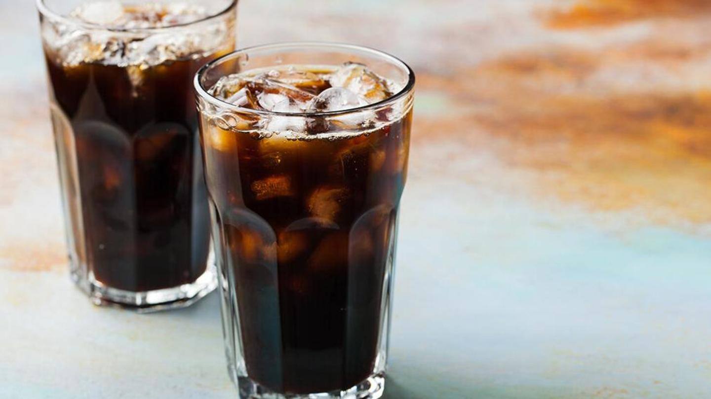 An acid coating: Aerated drinks attack the tooth enamel An acid coating: Aerated drinks attack the tooth enamel