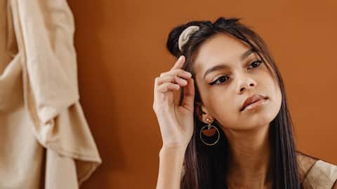 Try these easy half-tie hairstyles for work