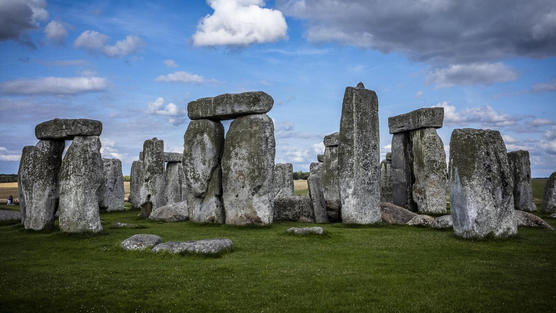 Scientists solve the mystery behind Stonehenge's strangest rock