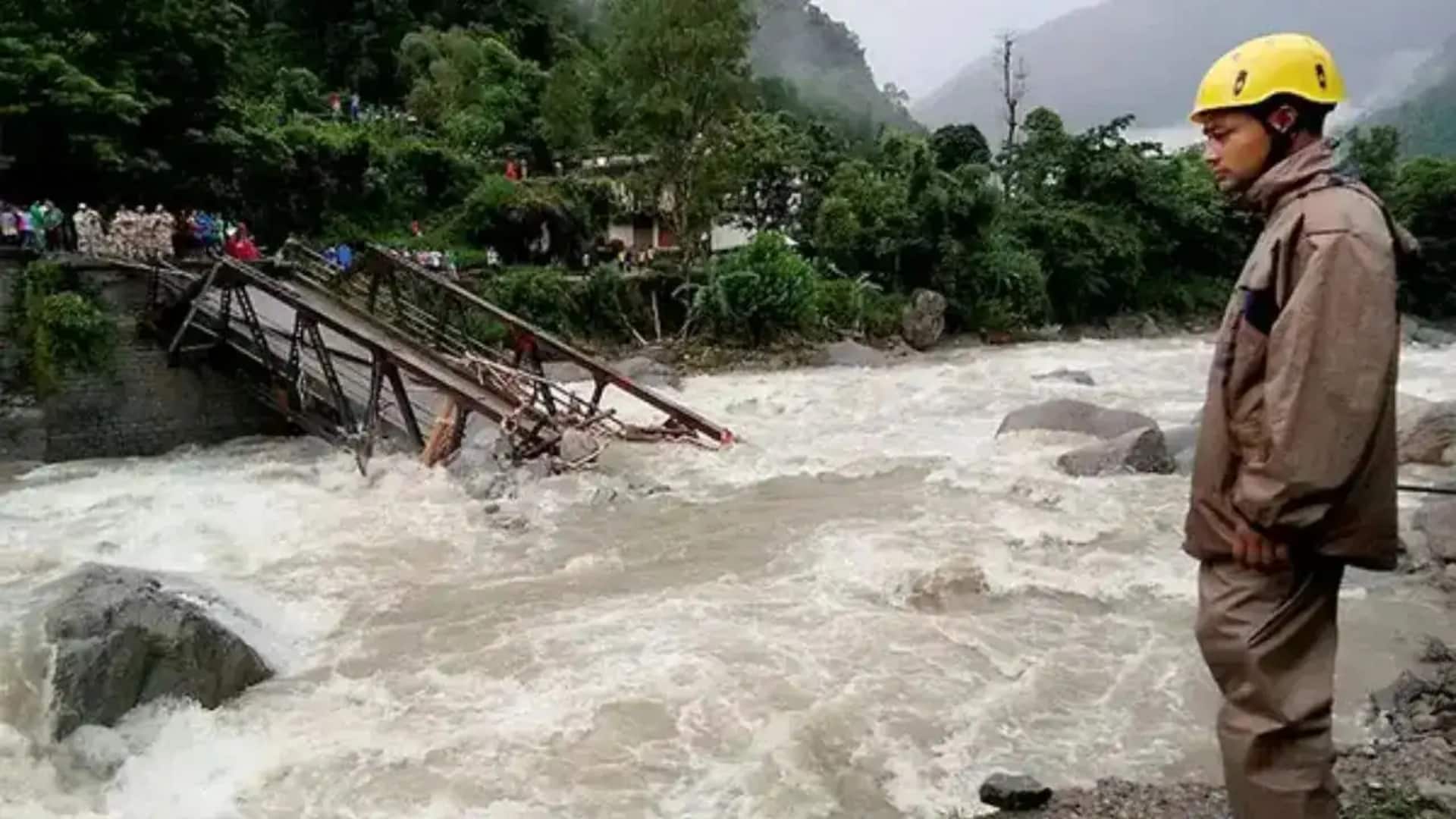 Cloudburst hits Dehradun; Tapkeshwar temple inundated, IT Park submerged Cloudburst hits Dehradun; Tapkeshwar temple inundated, IT Park submerged