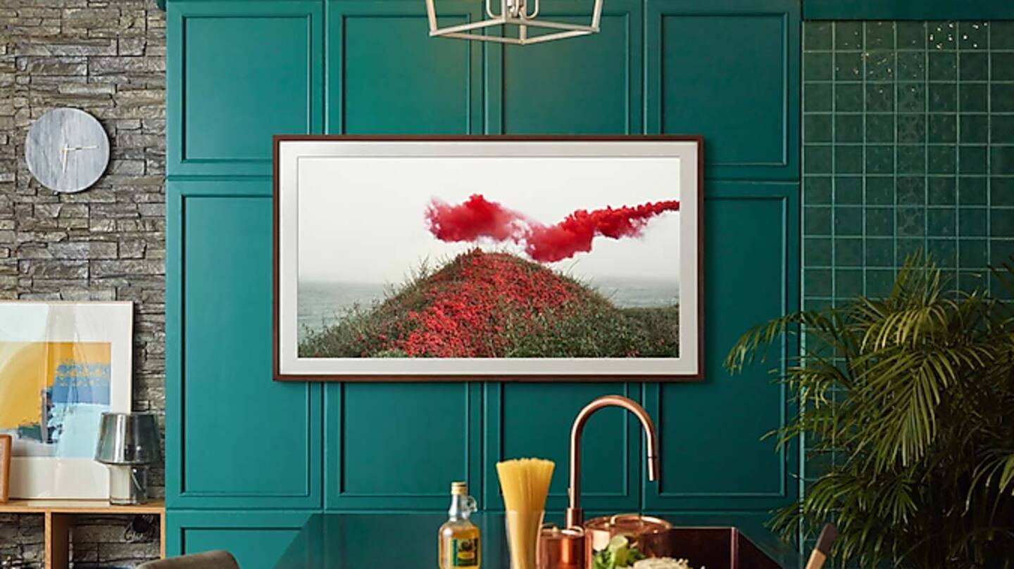 The TV flaunts a 4K display with dual-LED backlight technology The TV flaunts a 4K display with dual-LED backlight technology