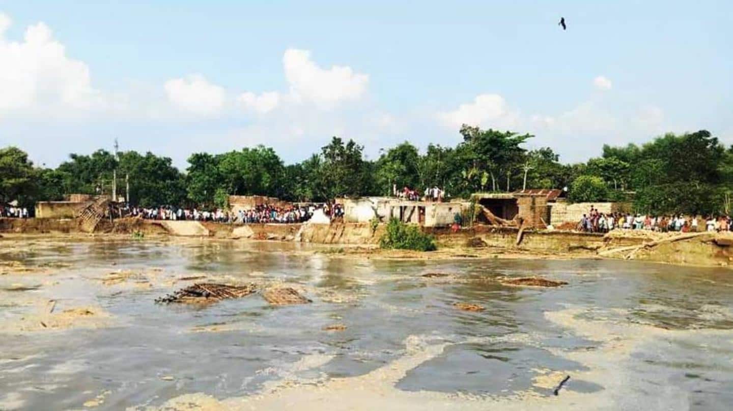West Bengal: 400 families left homeless due to Ganga erosion